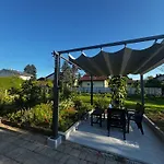 Garden - Free Parking *