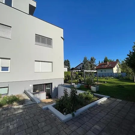 Garden - Free Parking