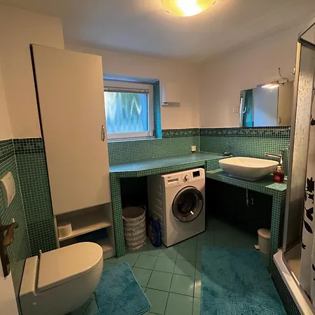 Garden - Free Parking