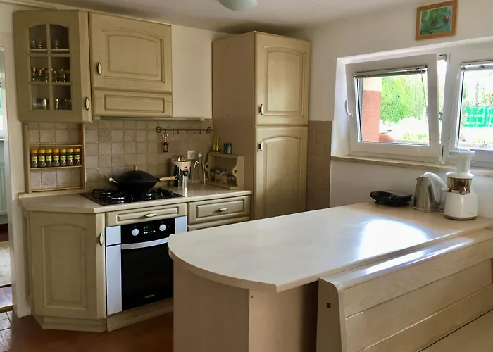 Garden - Free Parking *